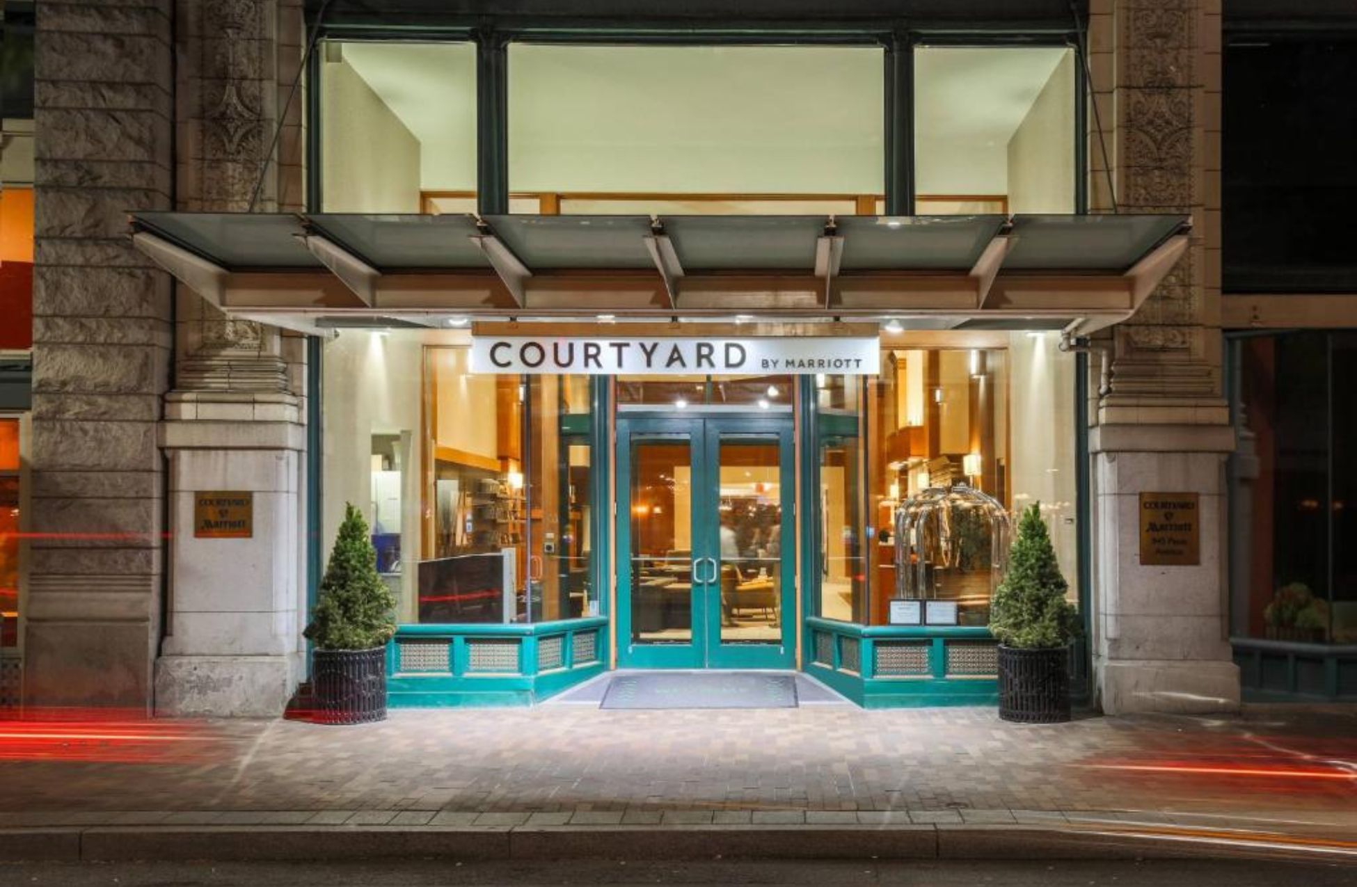 Courtyard By Marriott Pittsburgh Downtown - Best Hotels In Pittsburgh