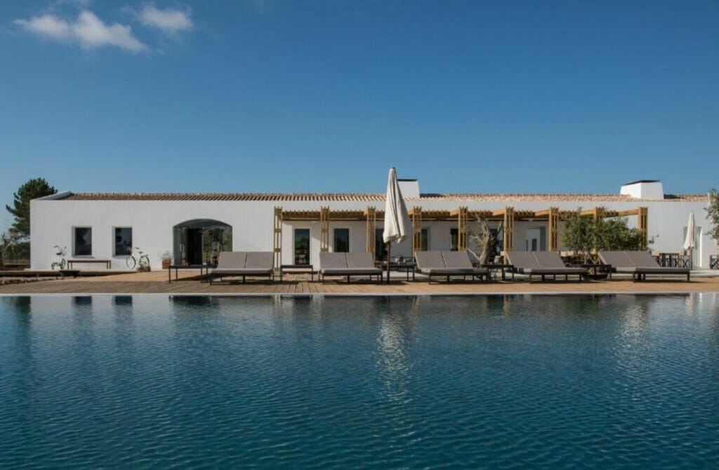 Craveiral Farmhouse - Best Hotels In Portugal