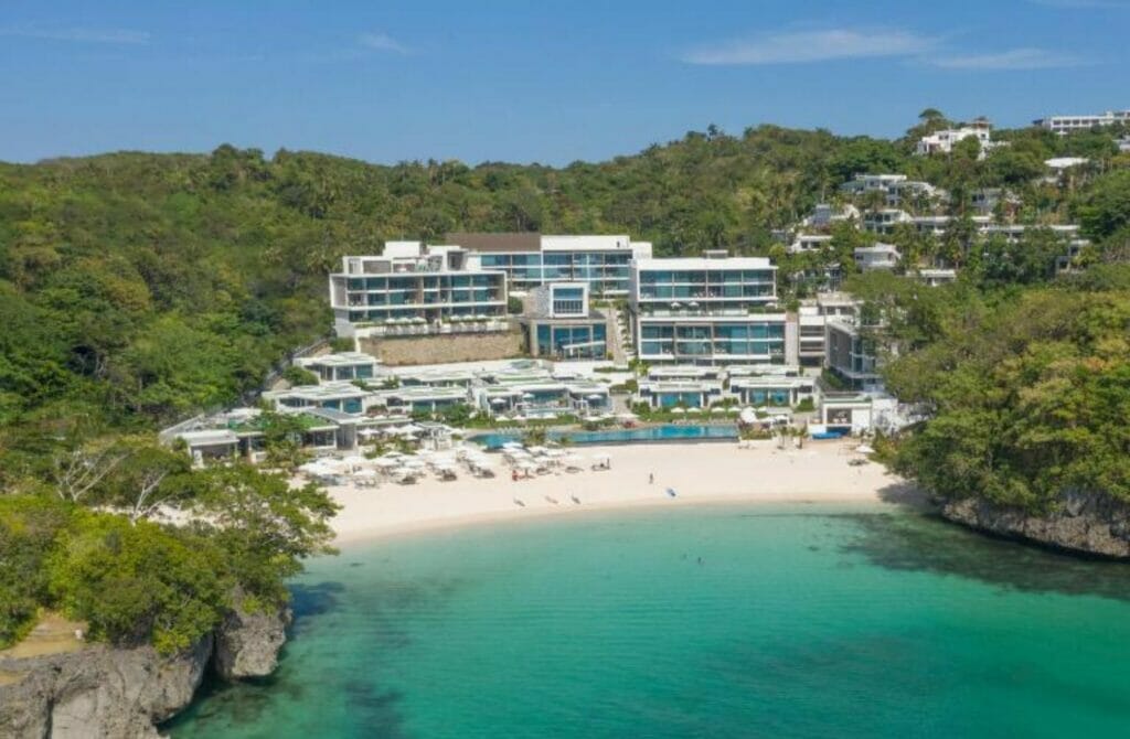 Crimson Resort And Spa Boracay - Best Hotels In Philippines