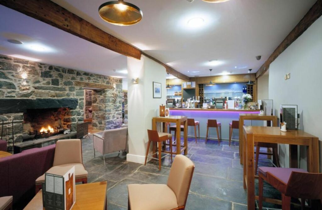Cross Foxes - Best Hotels In Snowdonia
