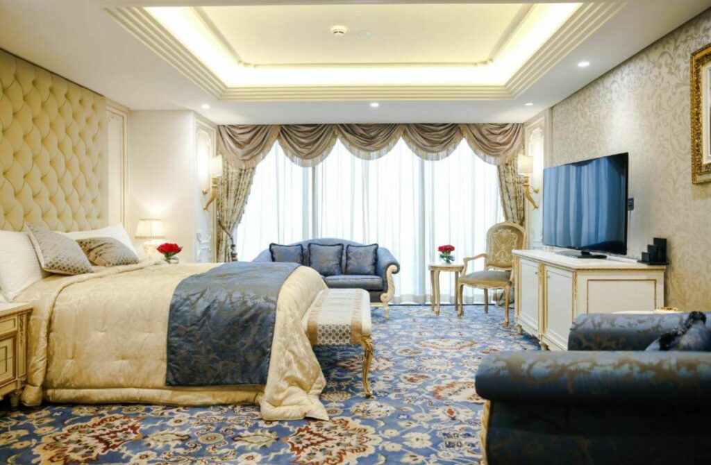 Crowne Plaza Kuwait - Best Hotels In Kuwait City