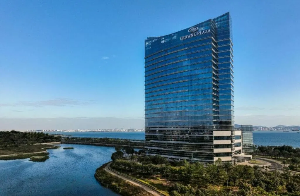 The 7 Best Hotels In Xiamen: Unwind In Paradise 27 Crowne Plaza Xiamen Jimei Seaview - Best Hotels In Xiamen