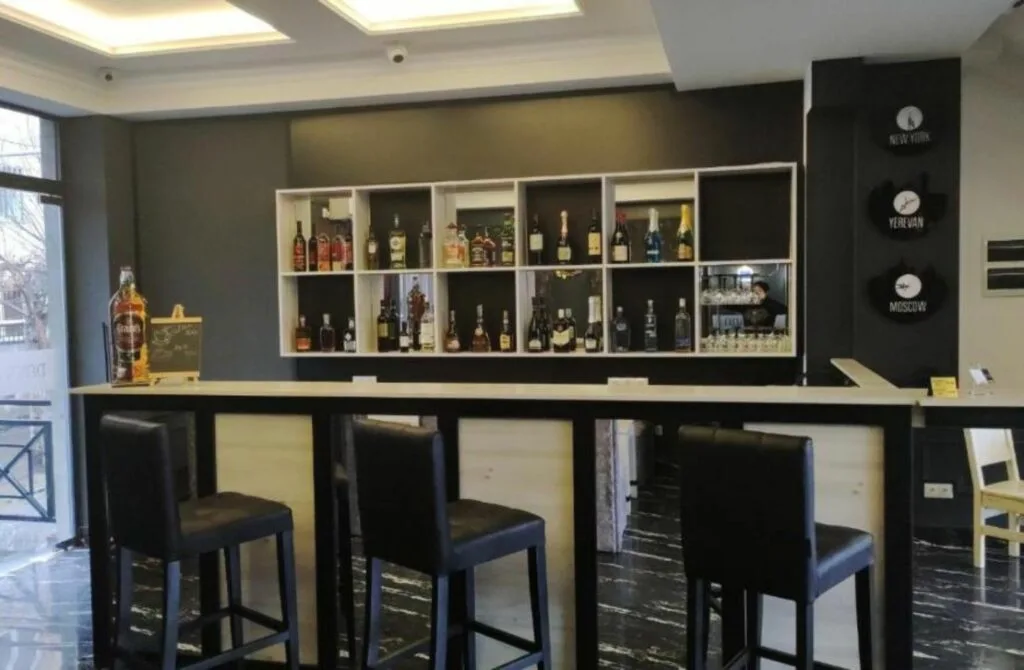DAYS INN HOTEL - Best Hotels In Yerevan