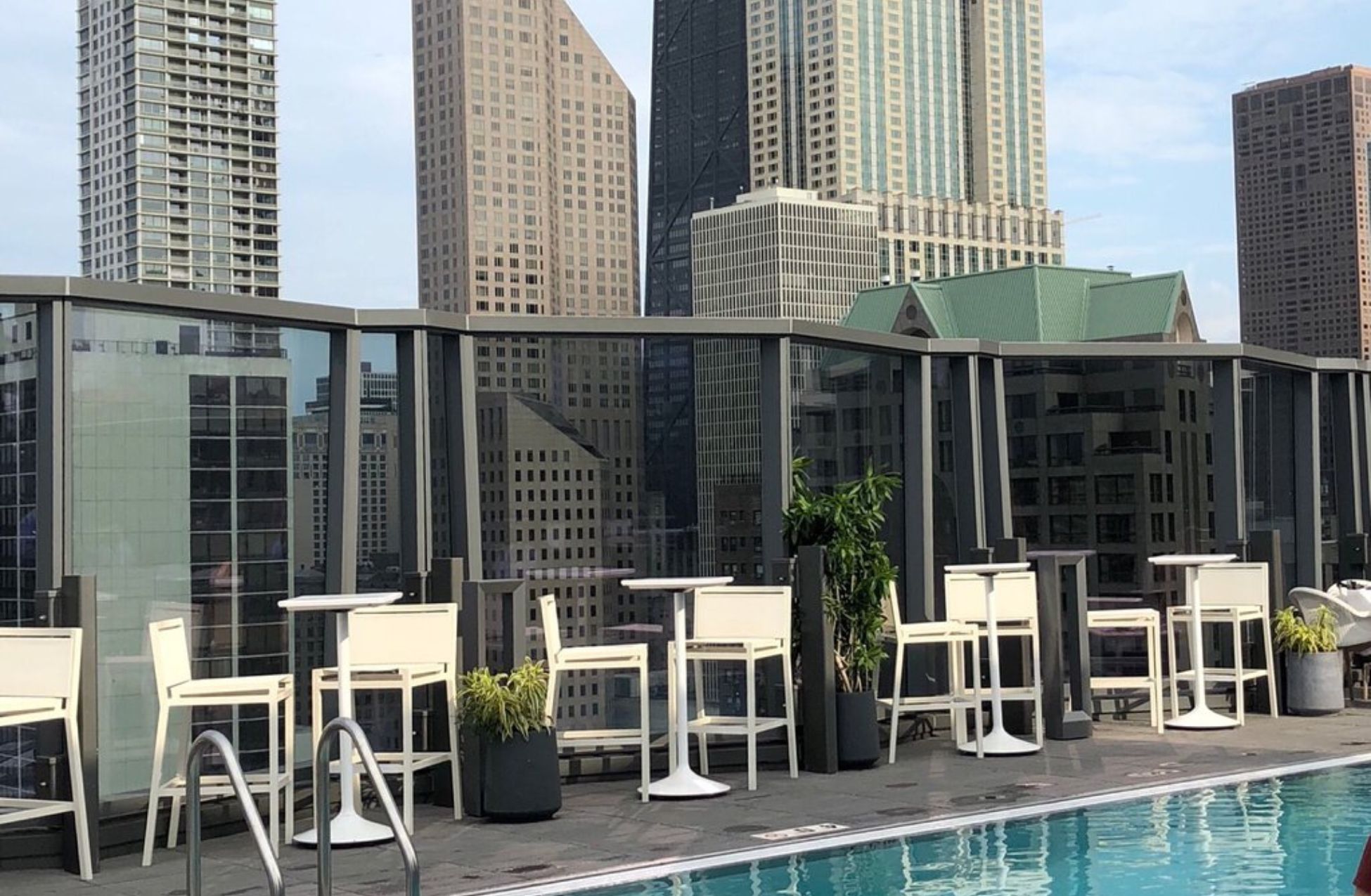 Devereaux - Best Hotels In Chicago