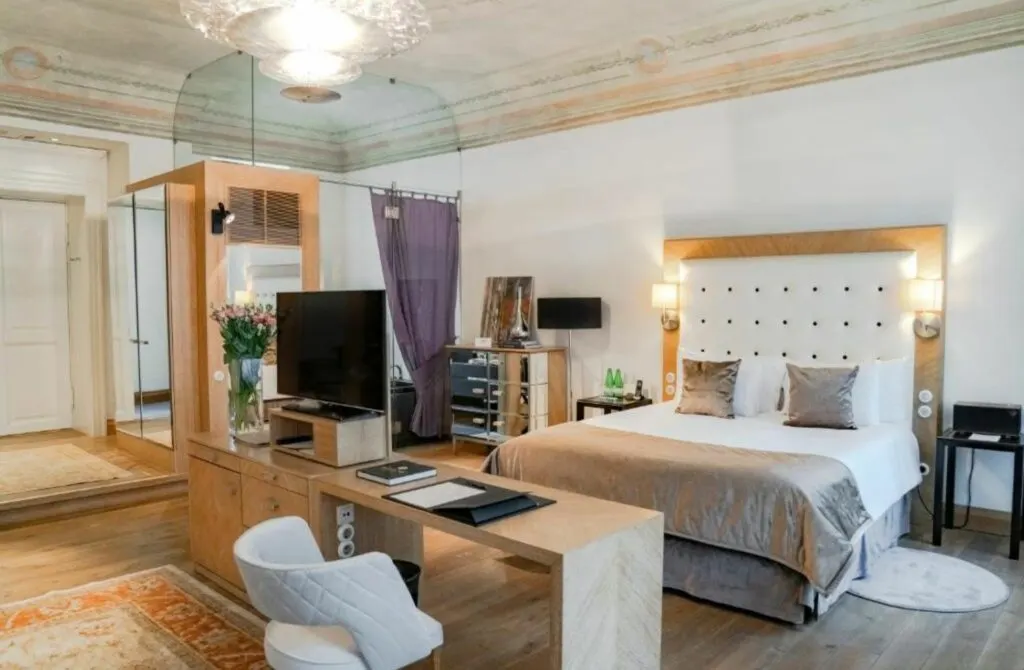 Dome Hotel - Best Hotels In Riga