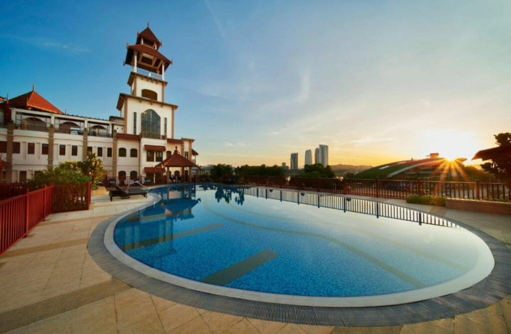 DoubleTree By Hilton Putrajaya Lakeside - Best Hotels In Putrajaya