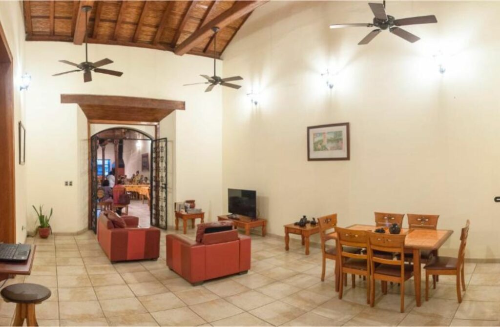 El Almirante - Best Hotels In Granada Nicaragua