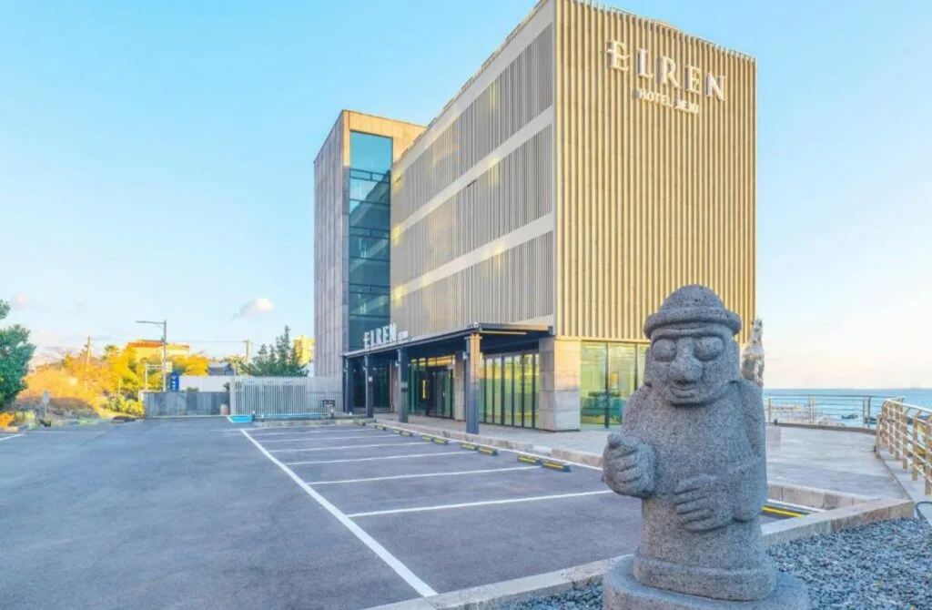 The 15 Best Hotels In Jeju Island South Korea: Top Must-Stay Escapes! 43 Elren Hotel - Best Hotels In Jeju Island South Korea