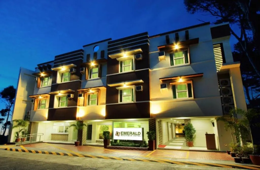Emerald Hotel - Best Hotels In Pristina