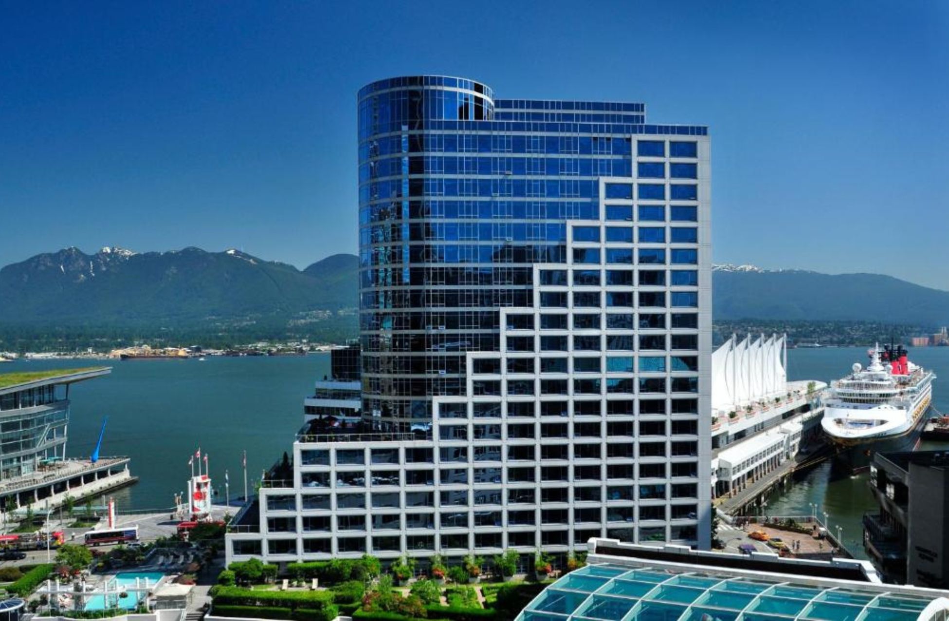 Fairmont Waterfront - Best Hotels In Vancouver