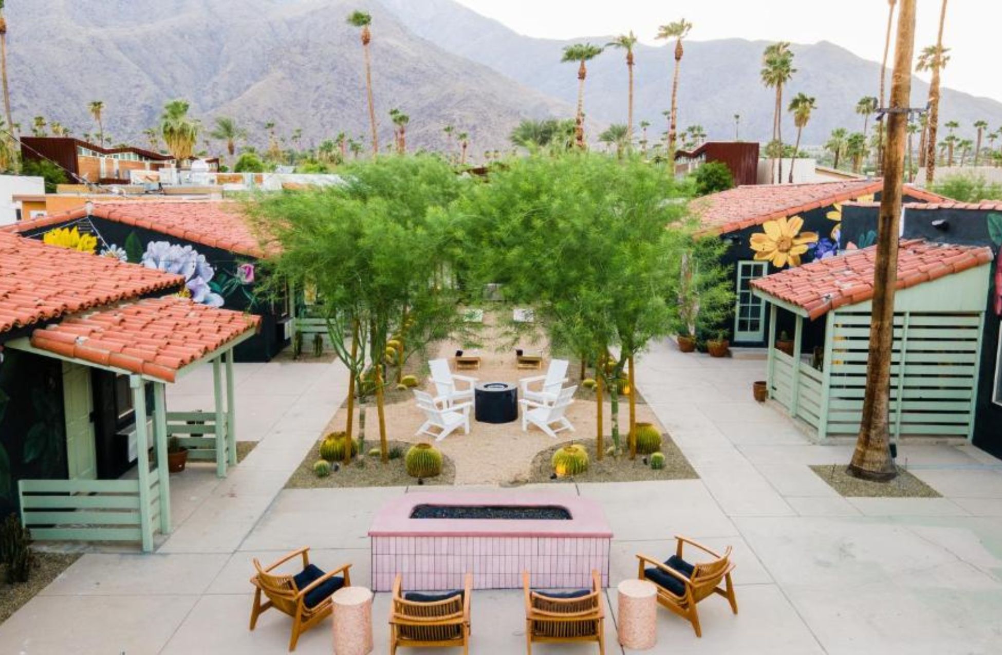 Fleur Noire Hotel - Best Hotels In Palm Springs