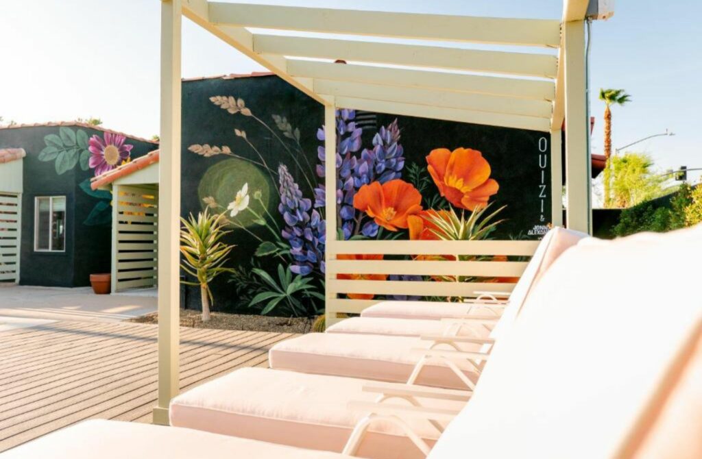 Fleur Noire Hotel - Best Hotels In Palm Springs