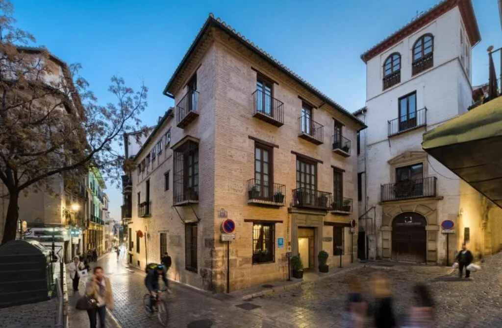 Gar-Anat Boutique Hotel - Best Hotels In Granada Spain