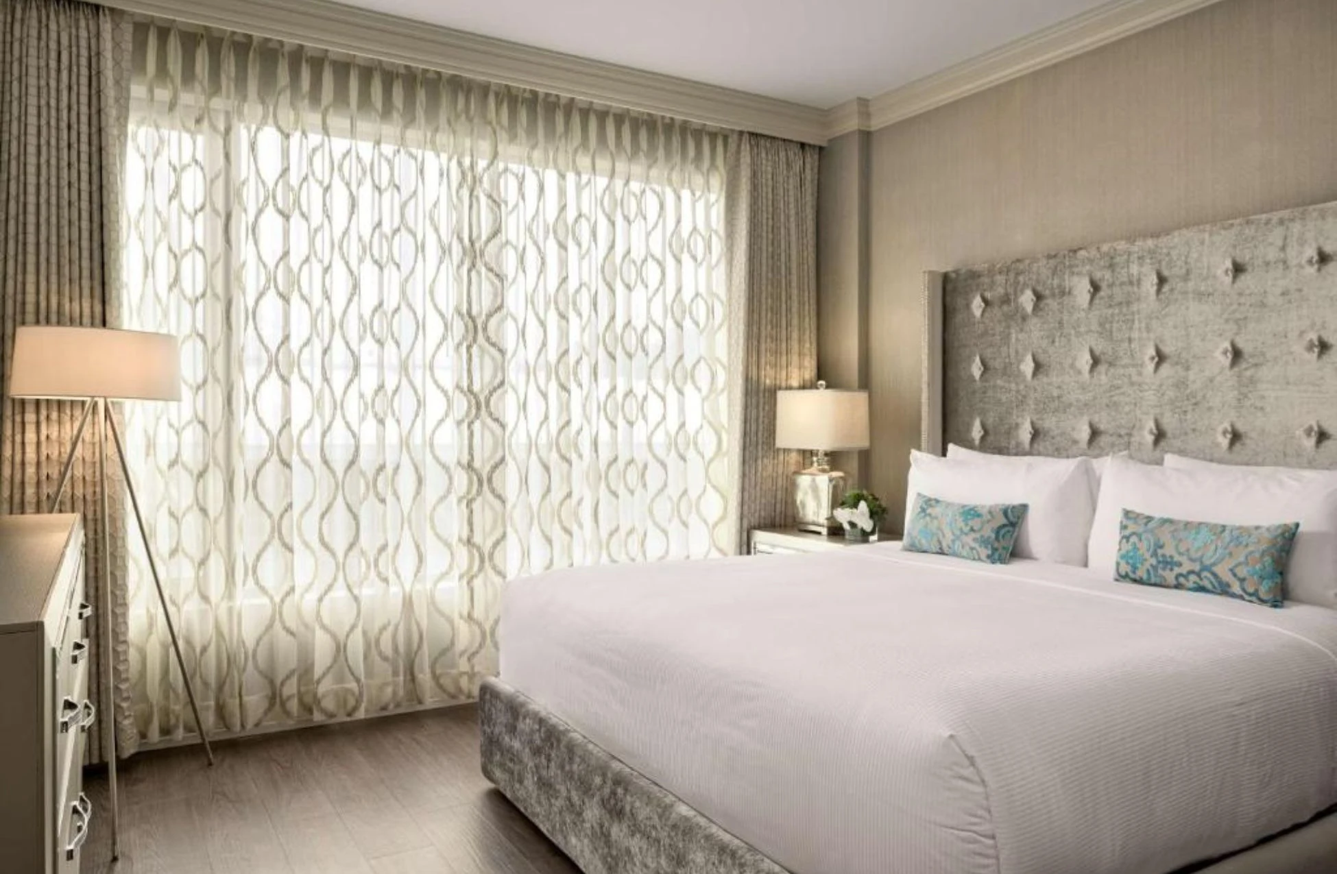 The 20 Best Hotels In Vancouver: Top Unforgettable Stays For Your Trip! 33 Georgian Court Hotel - Best Hotels In Vancouver