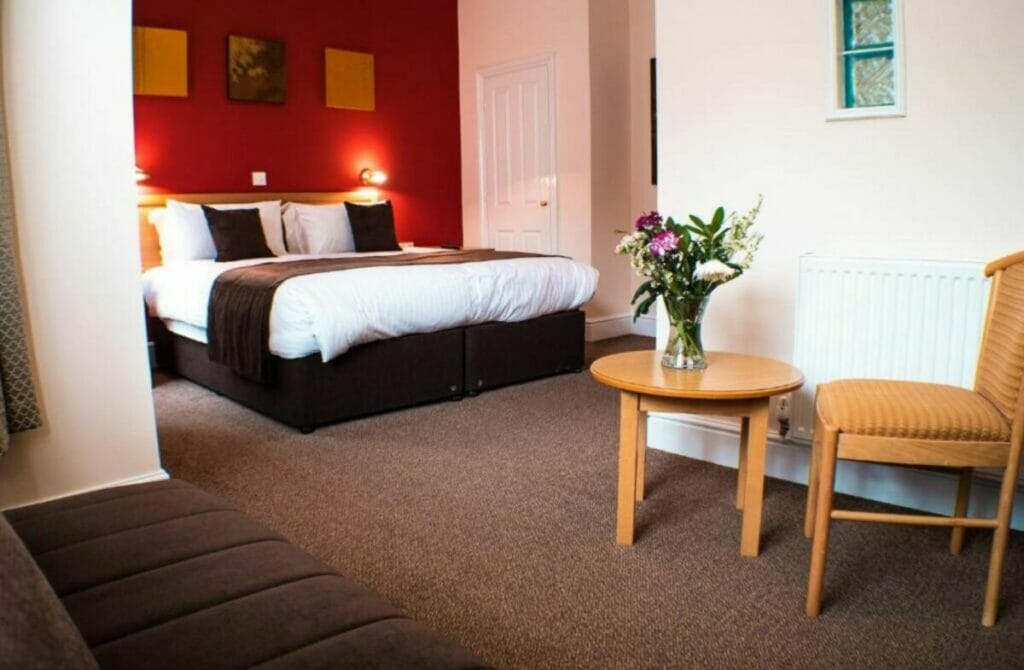 Glen Mona Guest House - Best Hotels In Isle Of Man
