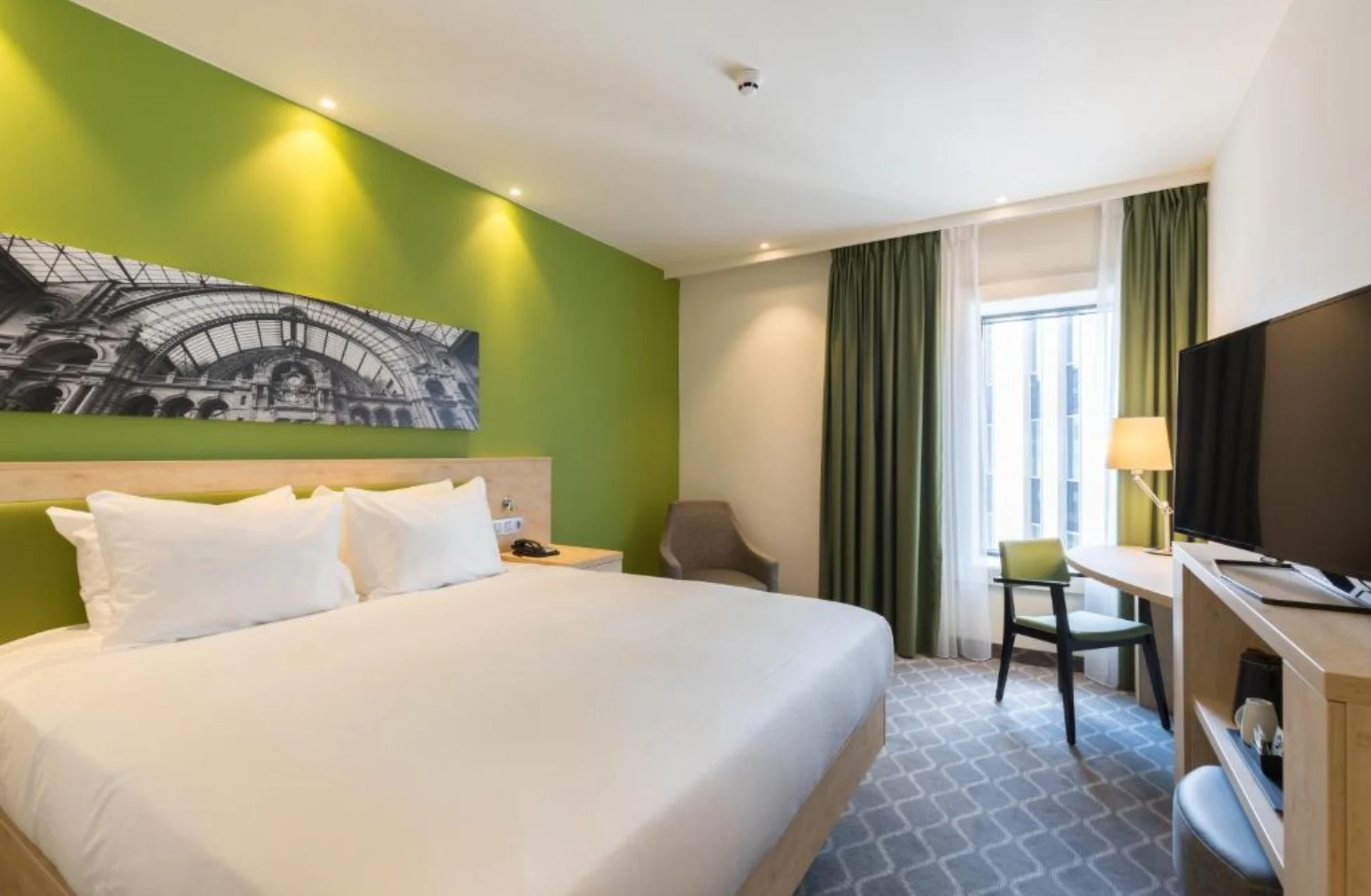 Hampton By Hilton Antwerp Central Station - Best Hotels In Antwerp