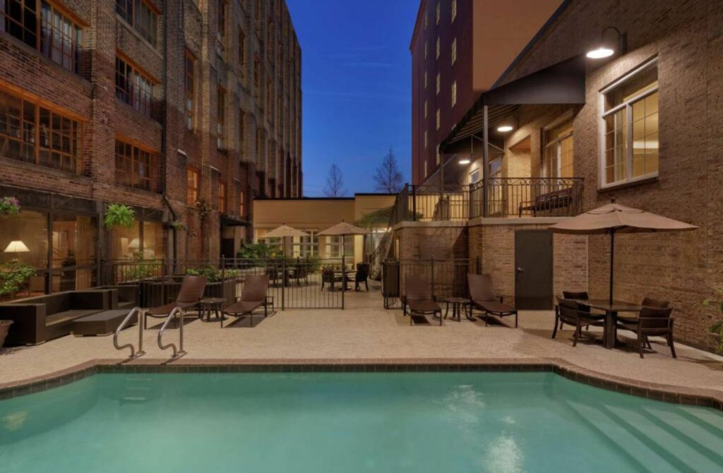 Hampton Inn & Suites - Best Hotels In New Orleans