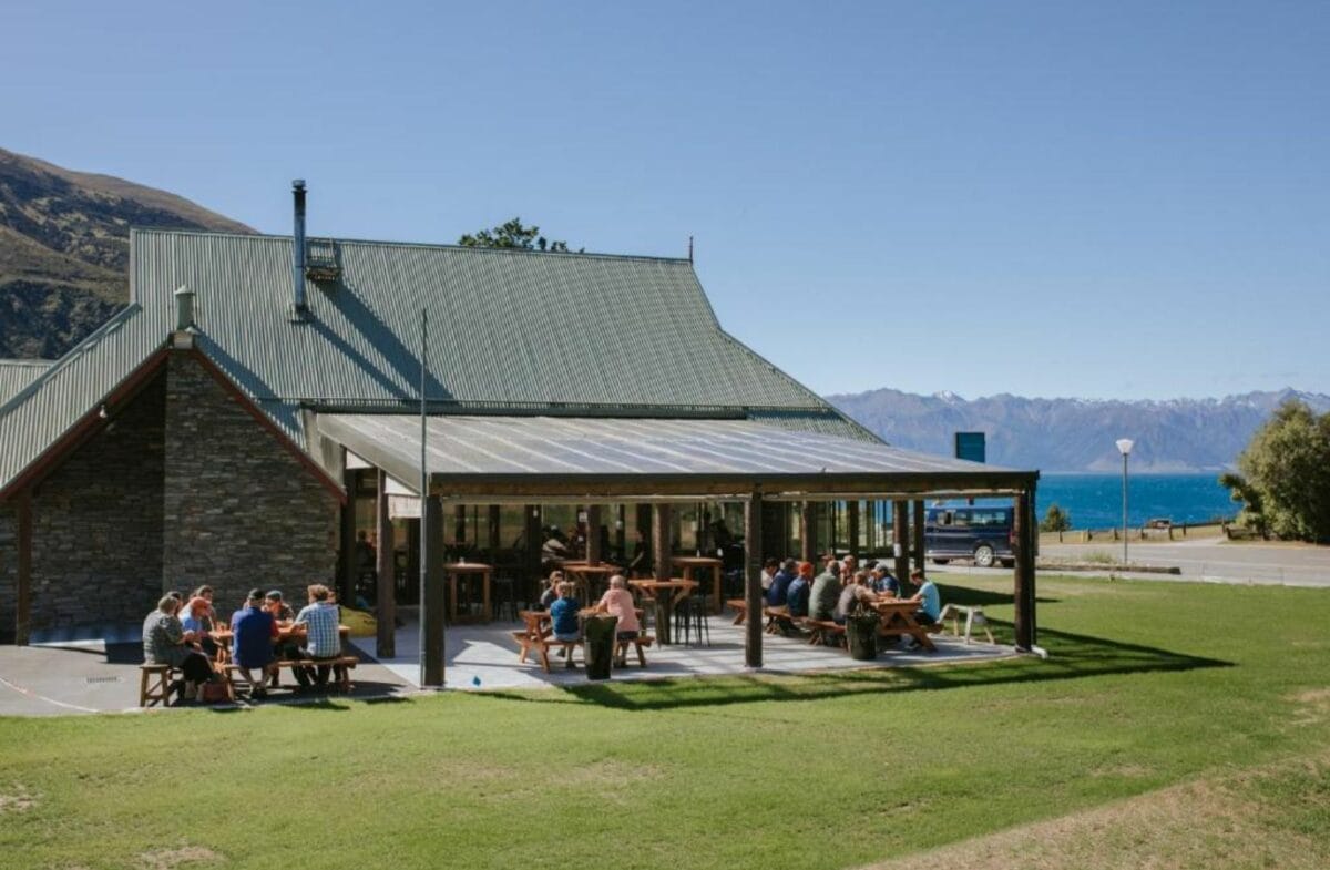 Hawea Hotel - Best Hotels In Wanaka