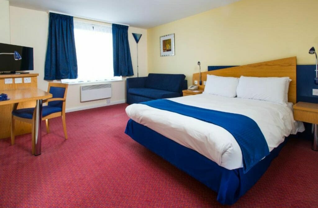 Holiday Inn Express Bradford City Centre - Best Hotels In Bradford