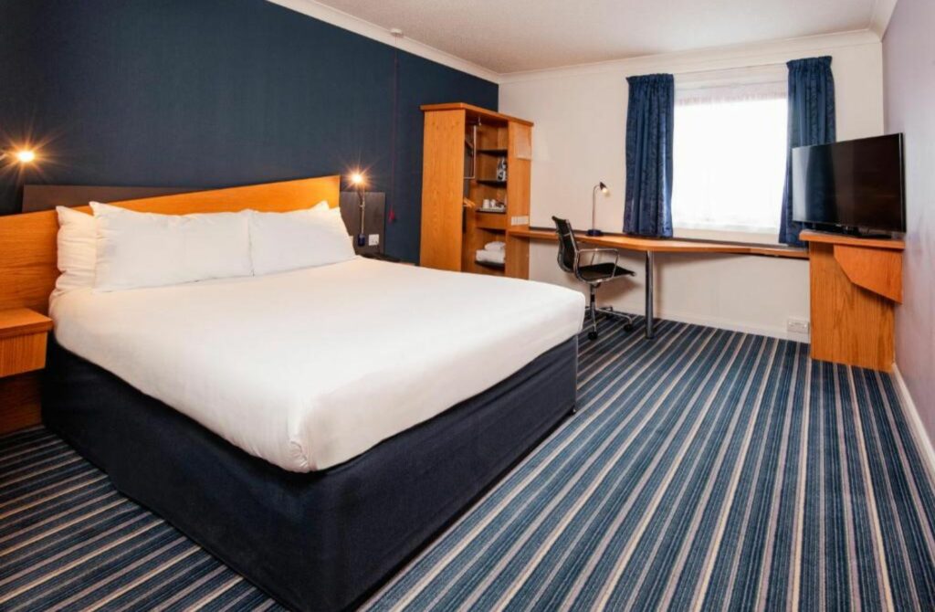 Holiday Inn Express Southampton West - Best Hotels In Southampton