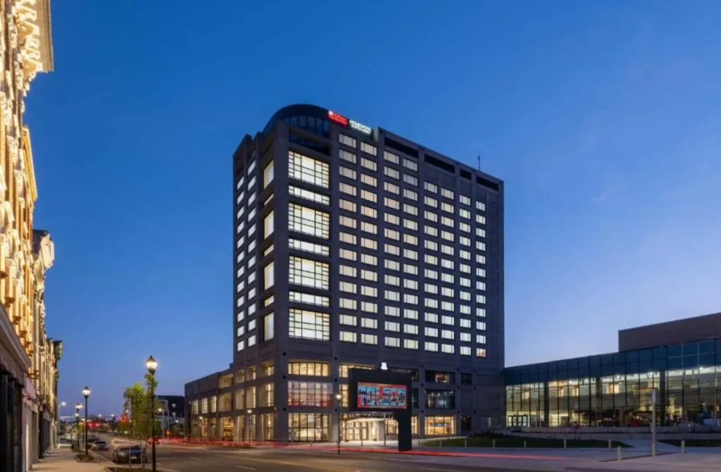 Homewood Suites by Hilton Toledo Downtown - Luxury Hotels In Toledo