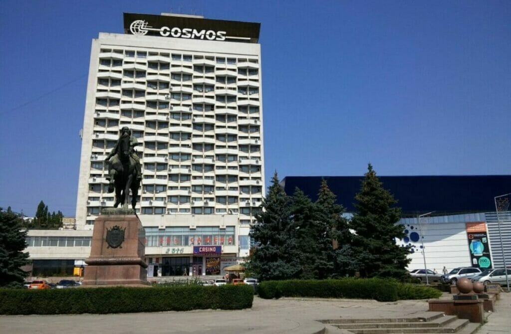 Hotel Cosmos - Best Hotels In Moldova