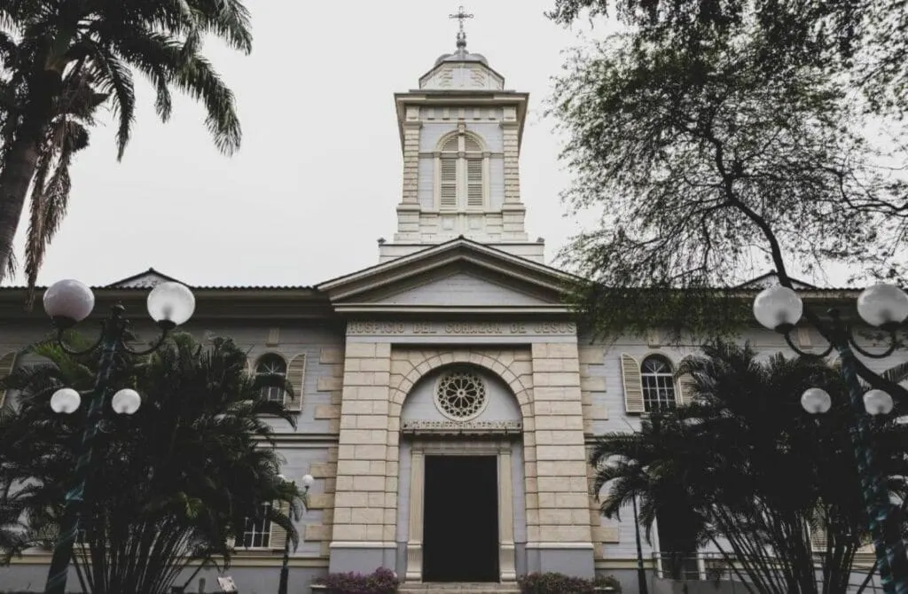 The 9 Best Hotels In Guayaquil: Unbeaten Gems For An Unforgettable Stay 31 Hotel Del Parque B&B - Best Hotels In Guayaquil