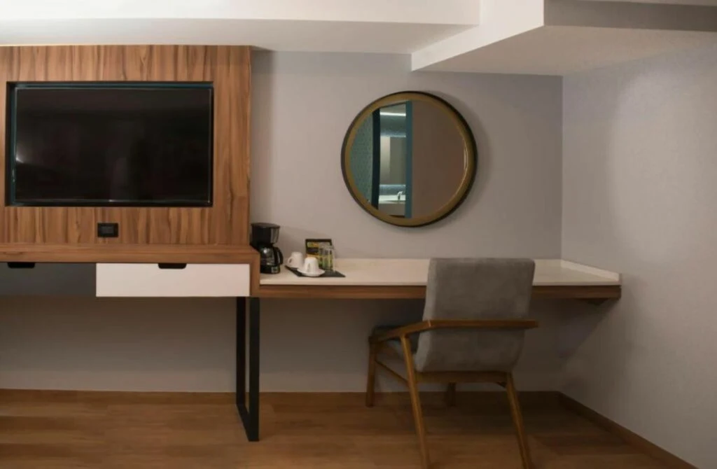 Hotel Flamencos - Best Hotels In Mexico City