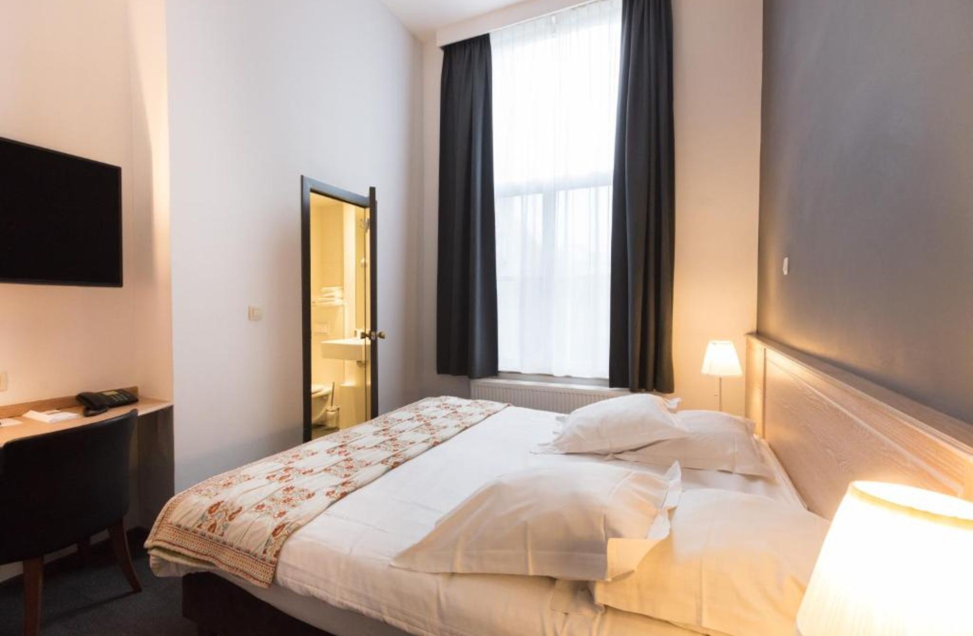 Hotel Gravensteen - Best Hotels in Ghent