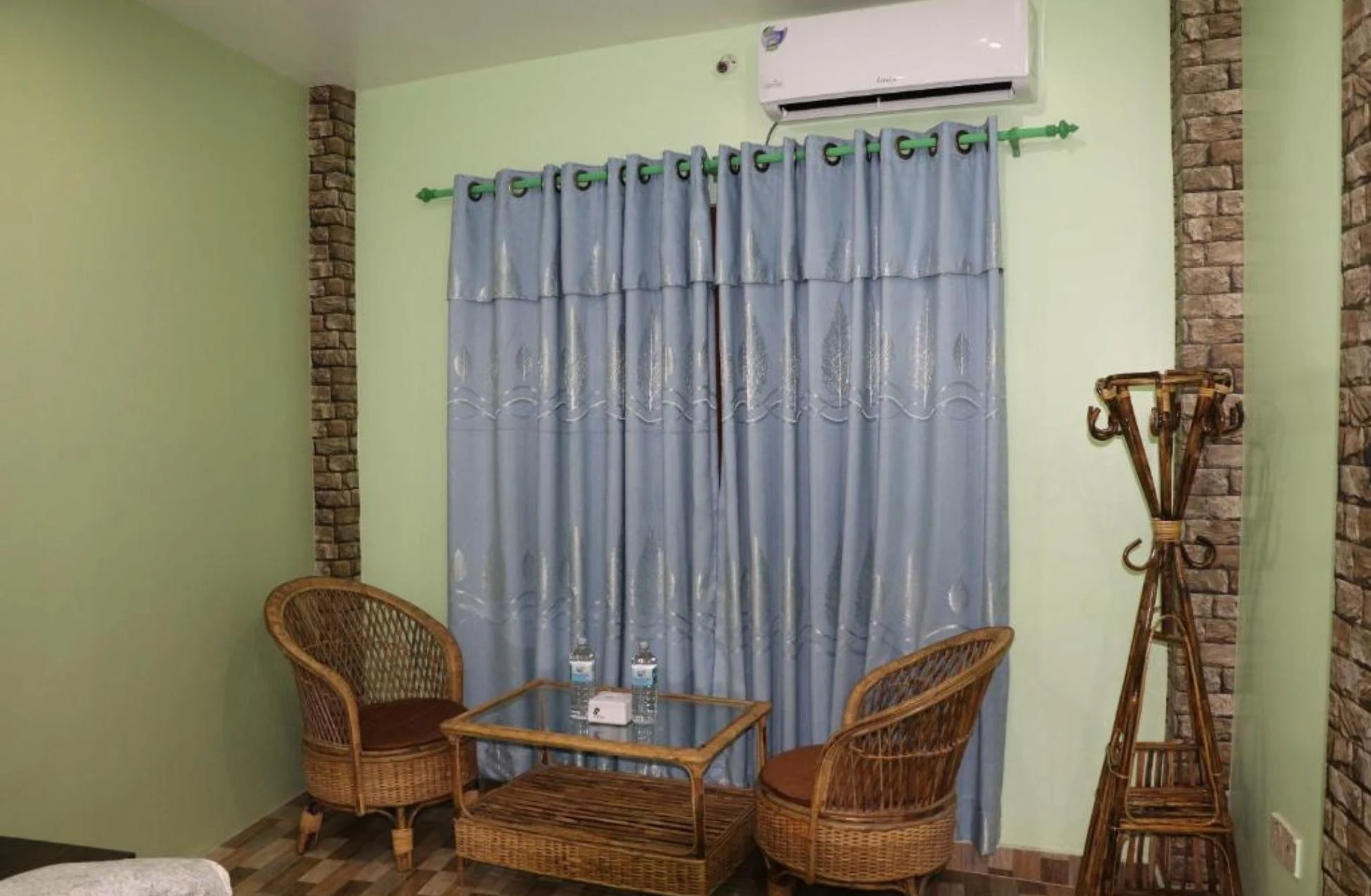 Hotel Happy Home - Best Hotels In Chitwan National Park Nepal