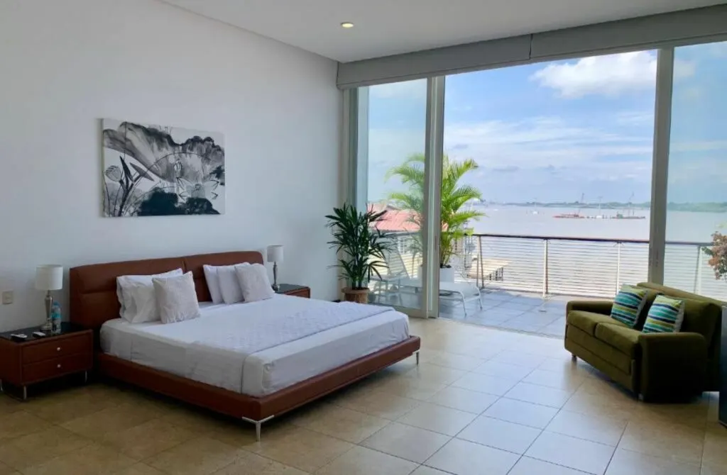 The 9 Best Hotels In Guayaquil: Unbeaten Gems For An Unforgettable Stay 37 Hotel Las Peñas Siglo XXI B&B - Best Hotels In Guayaquil