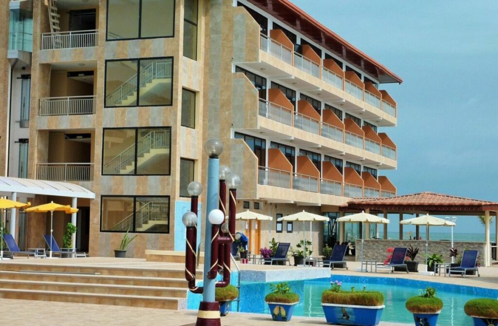 Hotel Le Petit Bateau - Best Hotels In Guinea