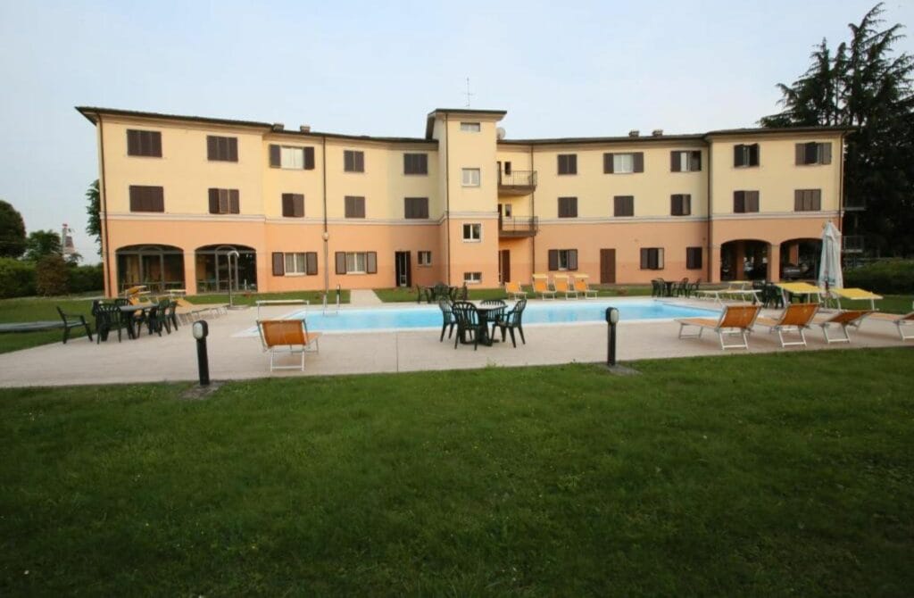 Hotel Le Ville - Best Hotels In Modena