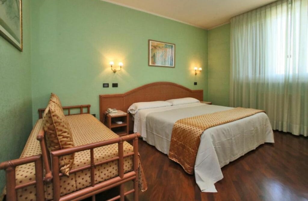 Hotel Le Ville - Best Hotels In Modena