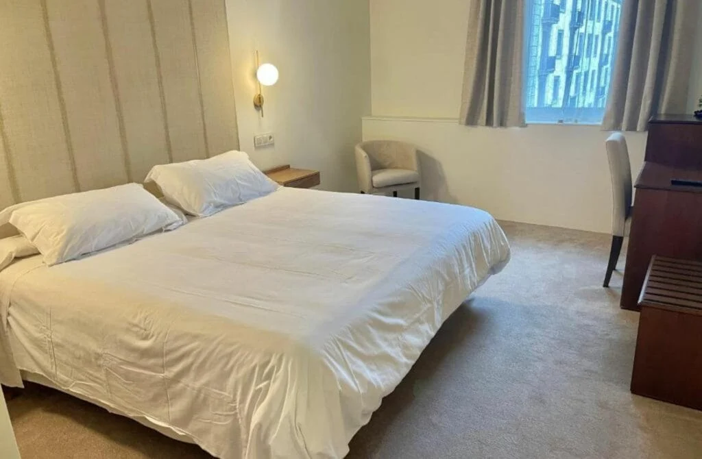 The 9 Best Hotels In Zaragoza: A Heavenly Stay Awaits You! 37 Hotel Oriente Zaragoza - Best Hotels In Zaragoza