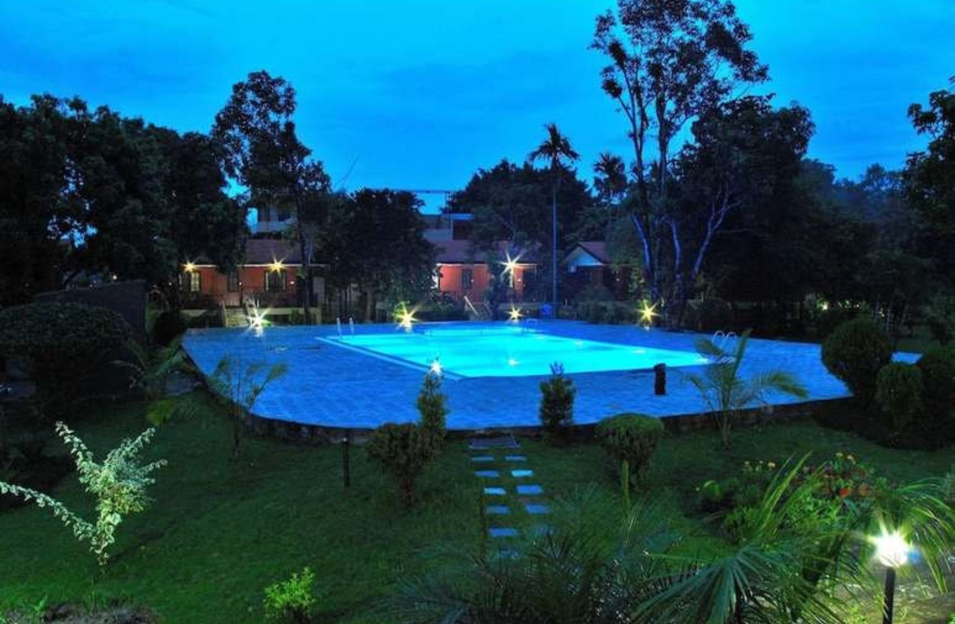 Jungle World Resort - Best Hotels In Chitwan National Park Nepal
