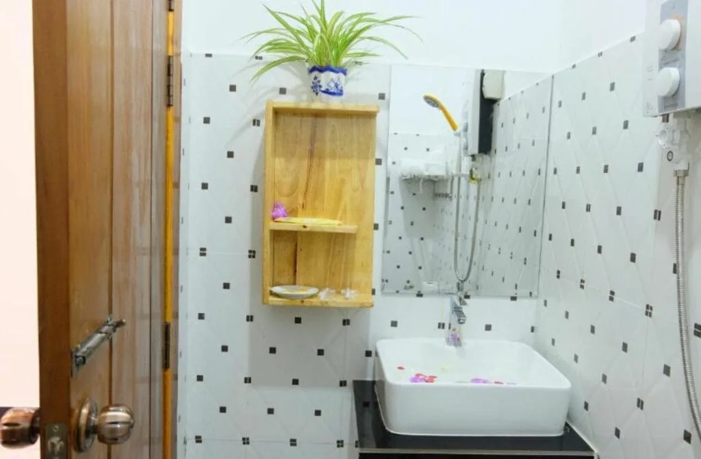 Kampot Coco Guest House - Best Hotels In Kampot