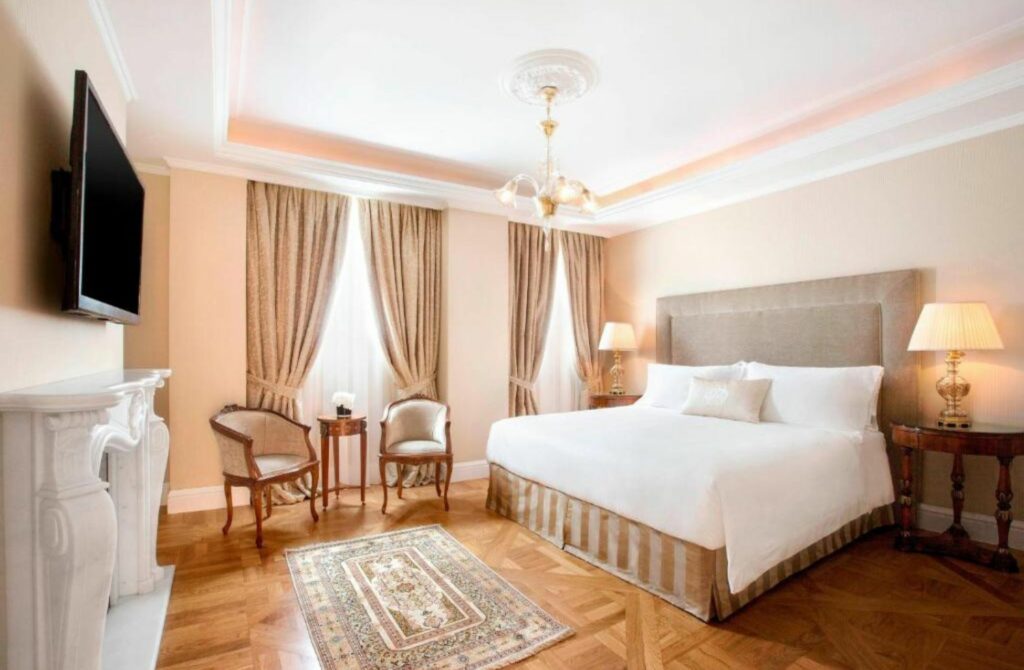 King George - Best Hotels In Athens