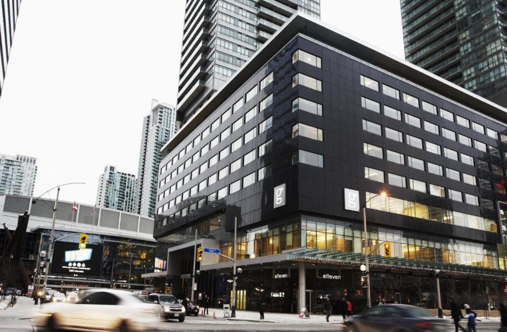 Le Germain Hotel Maple Leaf Square - Best Hotels In Toronto
