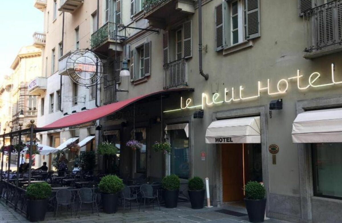 Le Petit Hotel - Best Hotels In Turin