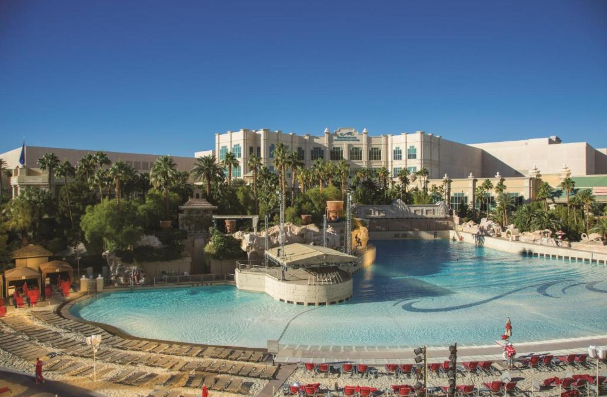Mandalay Bay Resort And Casino - Best Hotels In Las Vegas