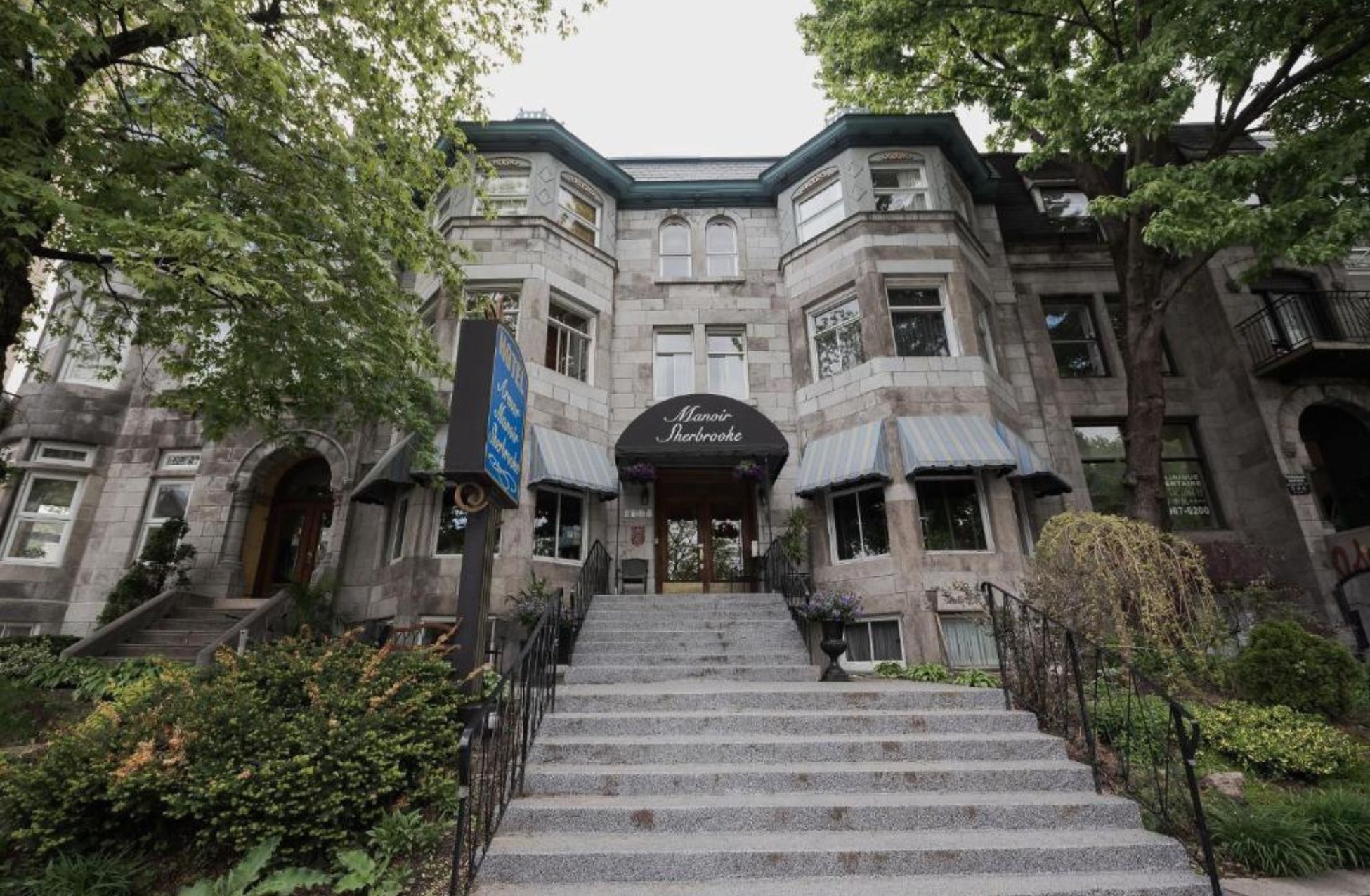 Manoir Sherbrooke - Best Hotels In Montreal