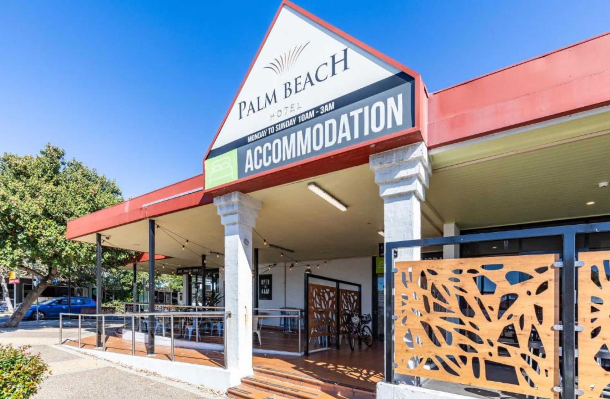 Palm Beach Hotel - Best Hotels In Gold Coast