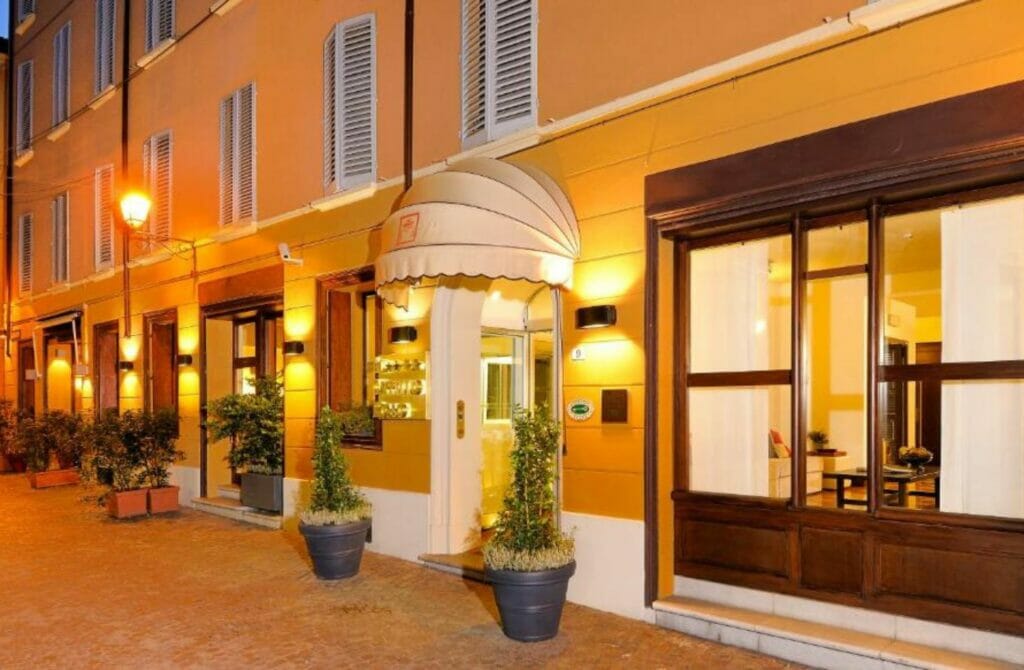 Phi Hotel Bologna Al Cappello Rosso - Best Hotels In Bologna