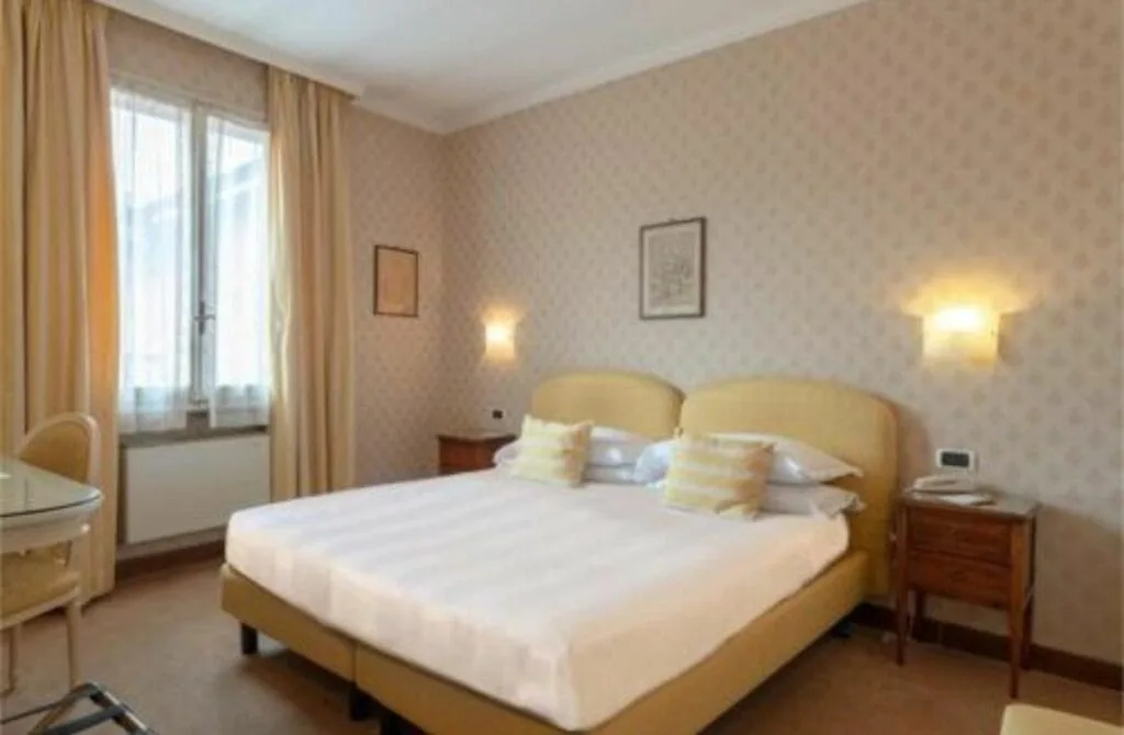 Phi Hotel Canalgrande - Best Hotels In Modena