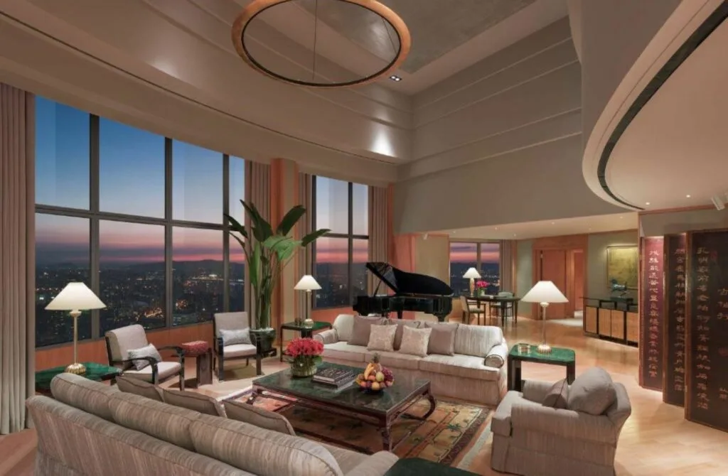 The 14 Best Hotels In Taipei: Top Spots For An Unforgettable Stay 42 Shangri-La Far Eastern Plaza - Best Hotels In Taipei