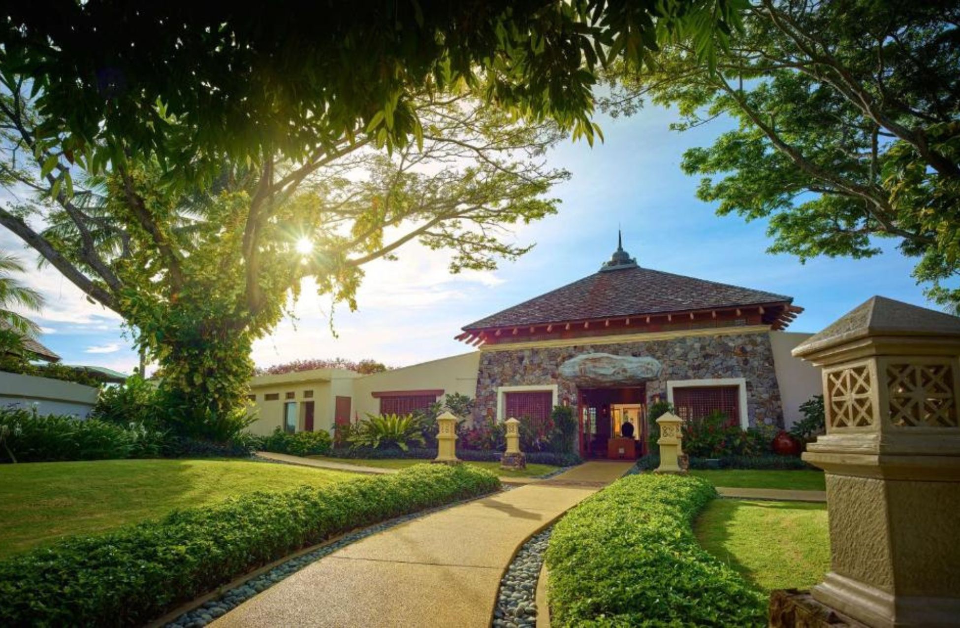 Shangri-La Tanjung Aru Resort & Spa - Best Hotels In Borneo