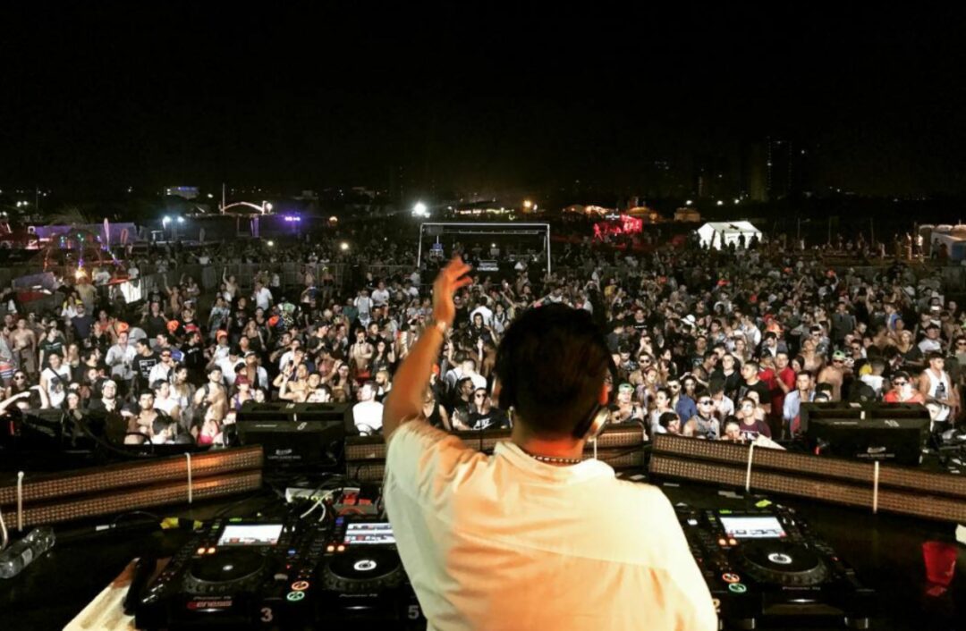 11 Best Music Festivals In Colombia: Salsa Your Way Into Unforgettable