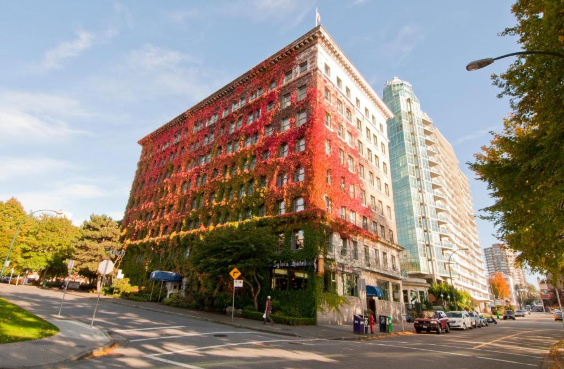 Sylvia Hotel - Best Hotels In Vancouver