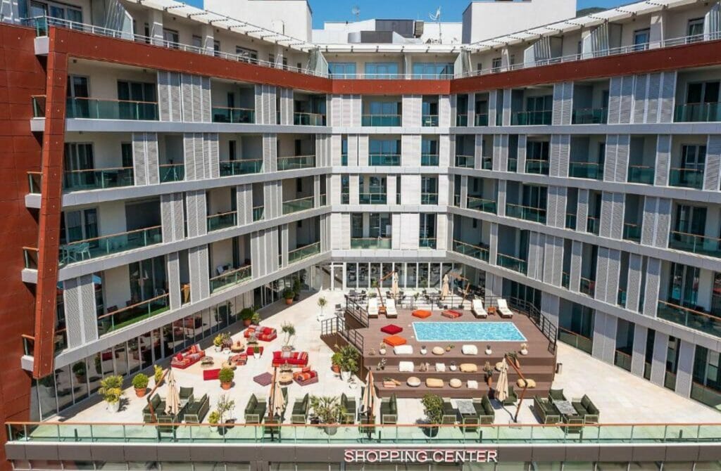 TQ Plaza - Best Hotels In Montenegro